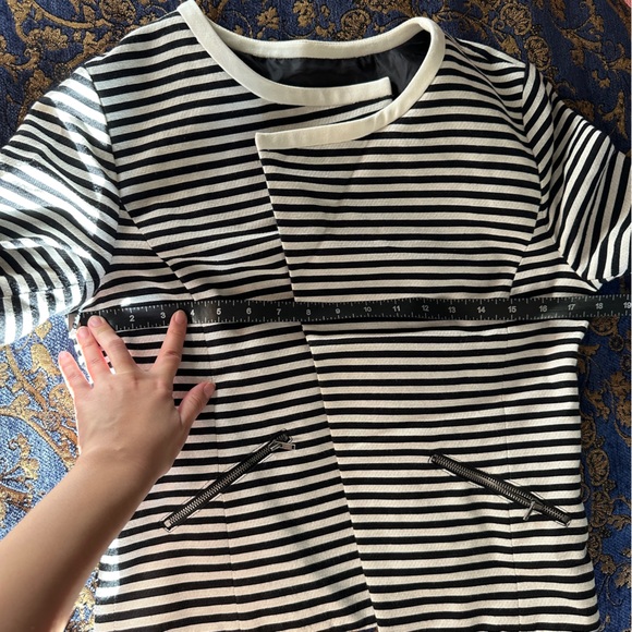 Halogen Black & White Striped Zip Jacket Blazer - Picture 8 of 8